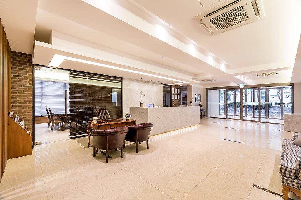 โคเรีย ทัวร์ริส โฮเต็ล Hotel ซูวอน ภายนอก รูปภาพ